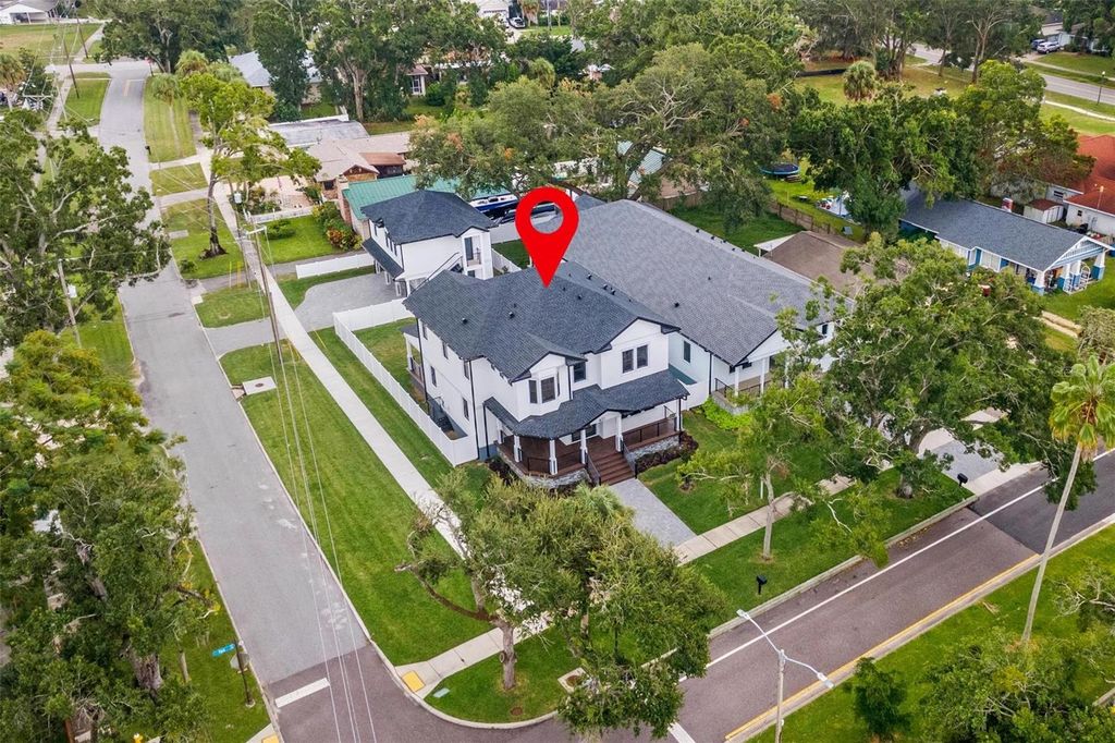 Image 31 of property listing at 401 PARK BOULEVARD, Oldsmar, FL 34677