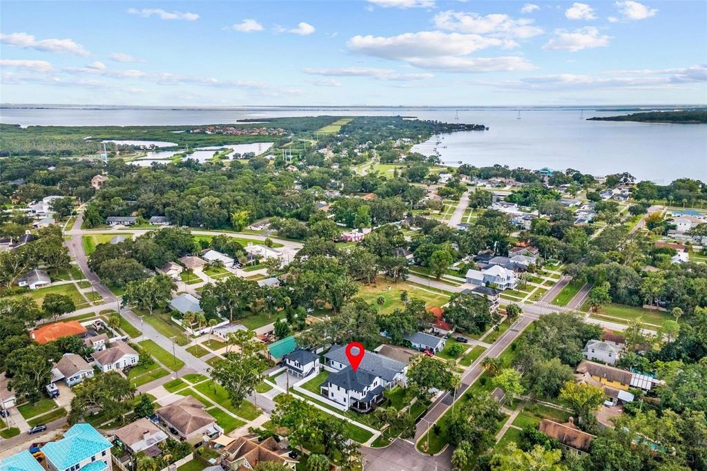 Image 34 of property listing at 401 PARK BOULEVARD, Oldsmar, FL 34677