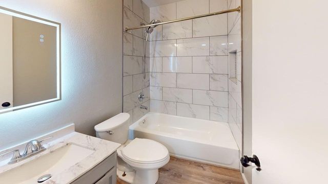 633 Stroud Lane, Garland, TX 75043