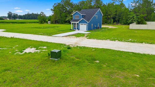 5824 Antioch Rd., Conway, SC 29527