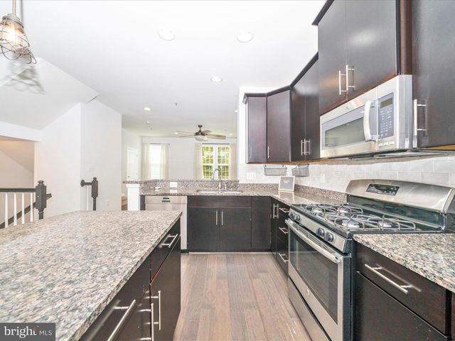 5314 DAVIS POINT LN, Greenbelt, MD 20770