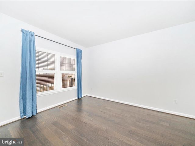 5314 DAVIS POINT LN, Greenbelt, MD 20770