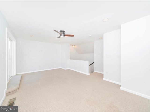 5314 DAVIS POINT LN, Greenbelt, MD 20770