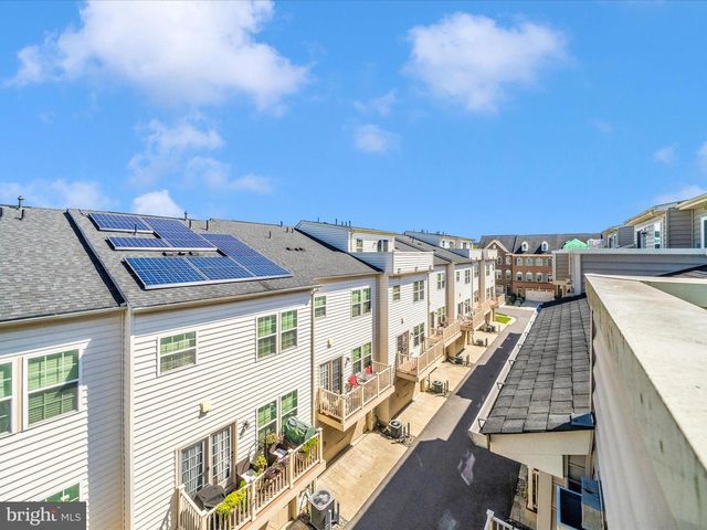 5314 DAVIS POINT LN, Greenbelt, MD 20770