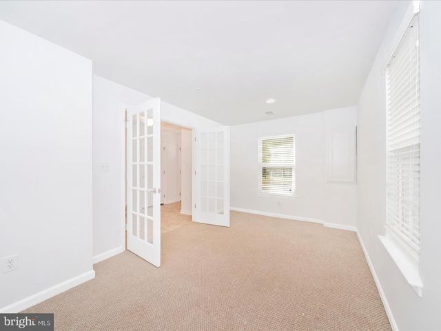 5314 DAVIS POINT LN, Greenbelt, MD 20770