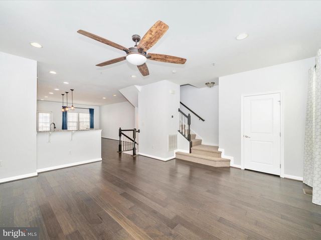 5314 DAVIS POINT LN, Greenbelt, MD 20770