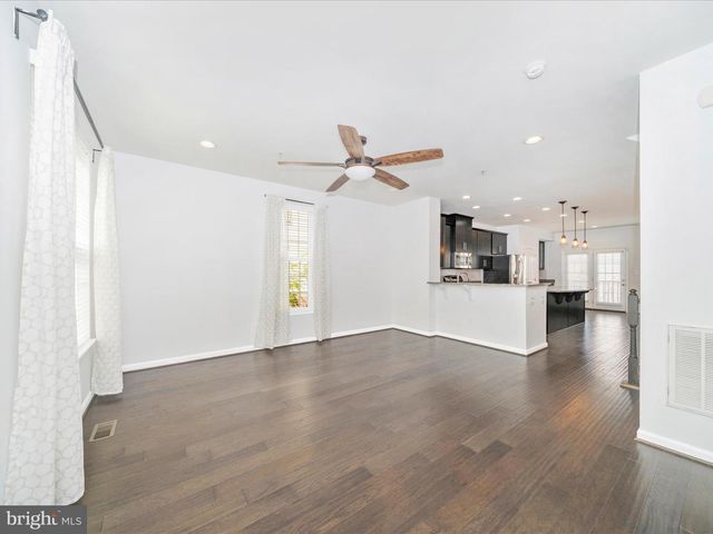 5314 DAVIS POINT LN, Greenbelt, MD 20770