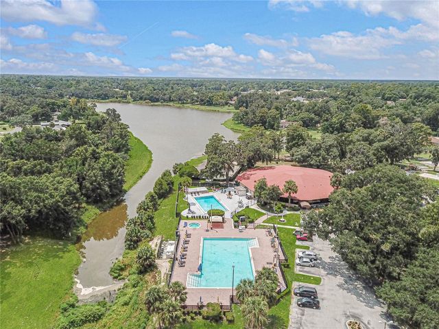 48 SILVER PLACE, Ocala, FL 34472