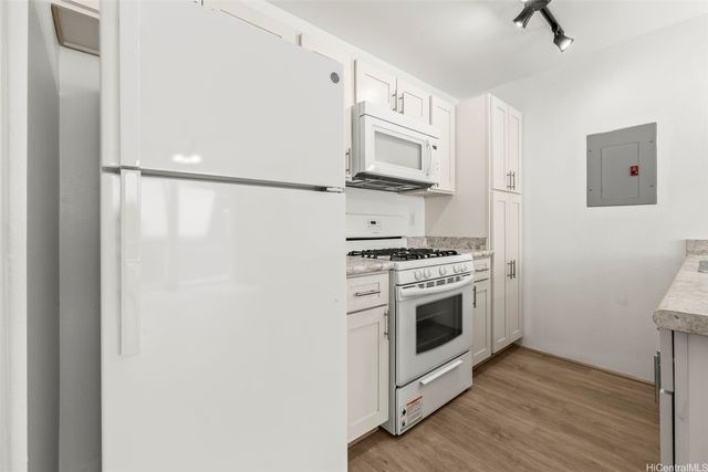 91-1135 Puamaeole Street 20C, Ewa Beach, HI 96706