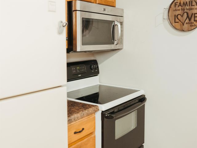 106 SW Reimer Street, Elkader, IA 52043