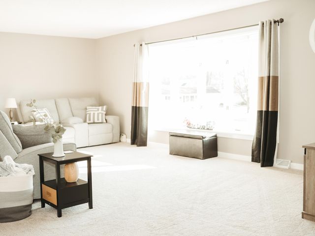 106 SW Reimer Street, Elkader, IA 52043