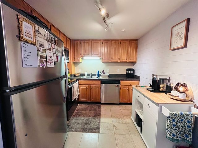 165 Quincy Shore Drive C42, Quincy, MA 02169