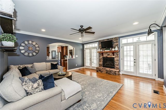 11315 Kings Pond Dr, Providence Forge, VA 23140