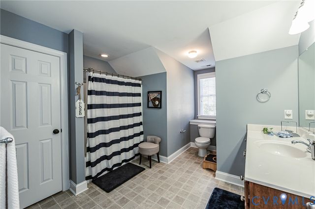 11315 Kings Pond Dr, Providence Forge, VA 23140