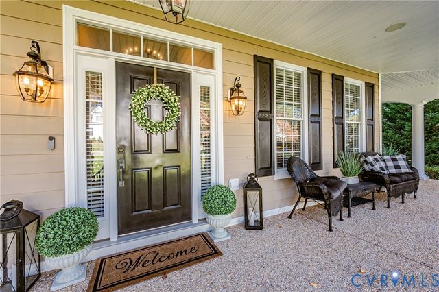 11315 Kings Pond Dr, Providence Forge, VA 23140