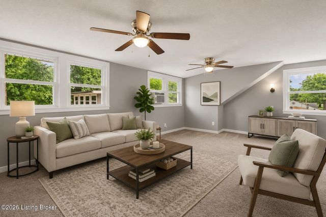 9903 Ponder Ln, Louisville, KY 40272