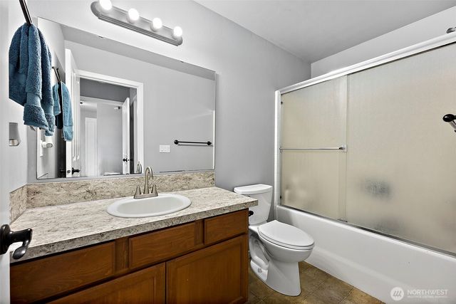 5901 111th St Ct E Court E #10, Puyallup, WA 98373
