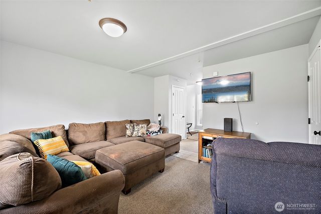 5901 111th St Ct E Court E #10, Puyallup, WA 98373