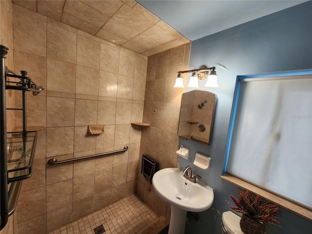 2621 CANAL DRIVE N, Lakeland, FL 33801