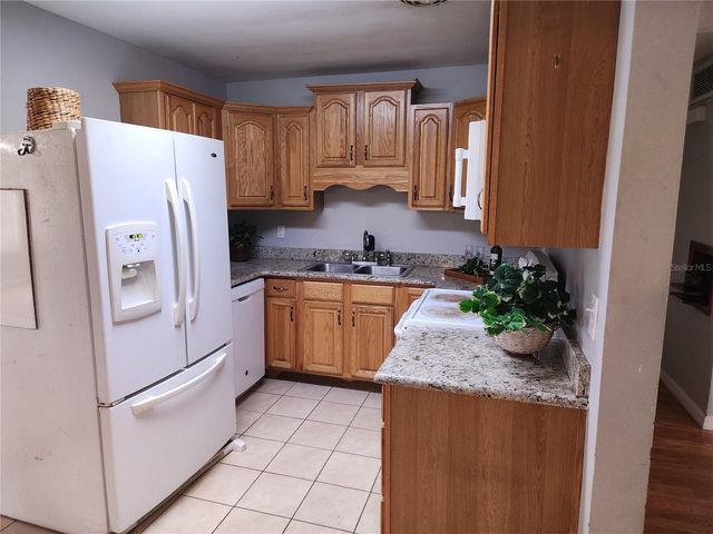 2621 CANAL DRIVE N, Lakeland, FL 33801