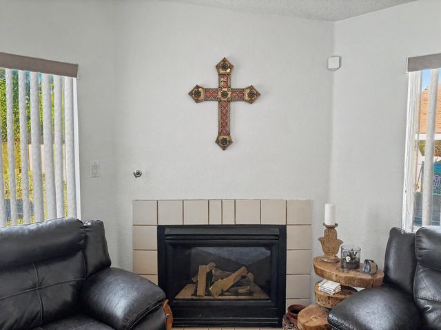 5723 Aida Road NW, Albuquerque, NM 87114