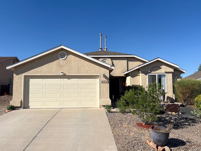 5723 Aida Road NW, Albuquerque, NM 87114