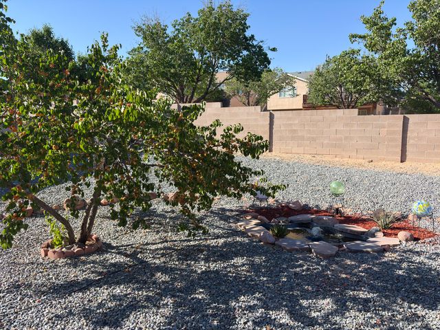 5723 Aida Road NW, Albuquerque, NM 87114