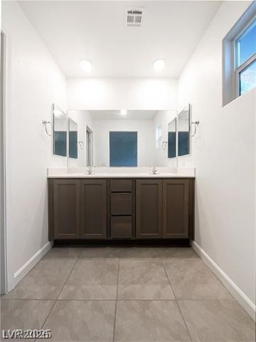 3610 Tripoli Cove Avenue, Las Vegas, NV 89106