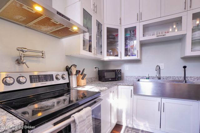 1139 S Brook St, Louisville, KY 40203