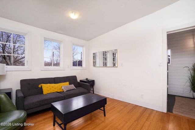 1139 S Brook St, Louisville, KY 40203