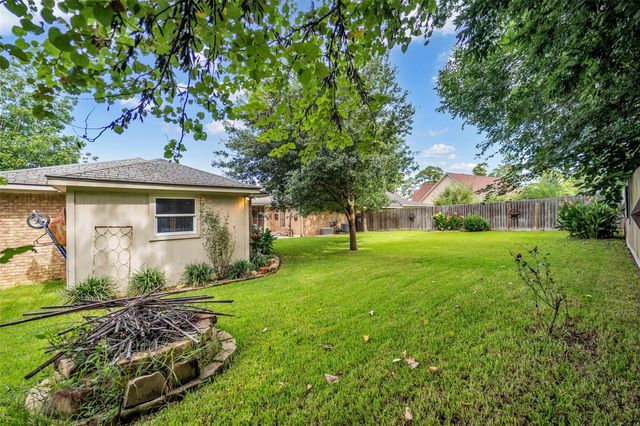 11689 Sagittarius Drive W, Willis, TX 77318