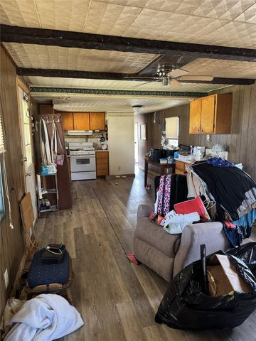 1161 Davis CT Court, Rio Vista, TX 76093