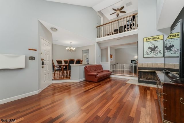 93 Driftwood Dr., Franklin Twp., NJ 08873