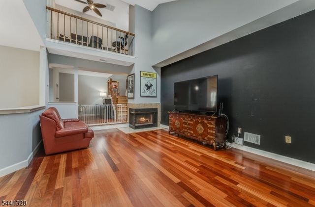 93 Driftwood Dr., Franklin Twp., NJ 08873