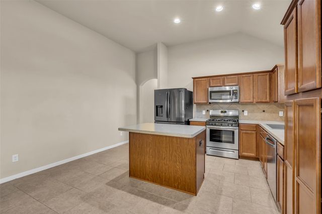 12575 Canyon Falls Boulevard, Willis, TX 77318