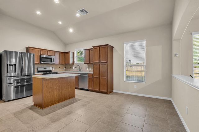 12575 Canyon Falls Boulevard, Willis, TX 77318