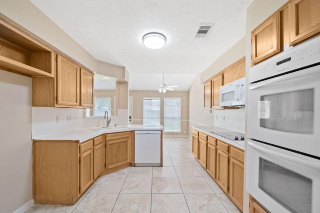 8614 Greenleaf Lake Drive, Houston, TX 77095