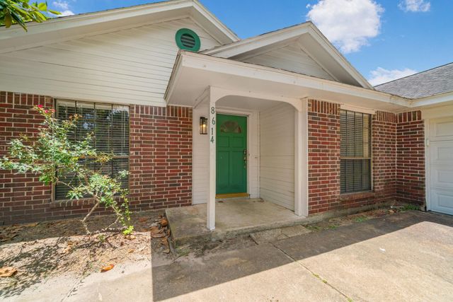 8614 Greenleaf Lake Drive, Houston, TX 77095