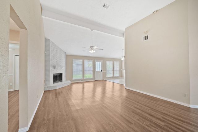 8614 Greenleaf Lake Drive, Houston, TX 77095