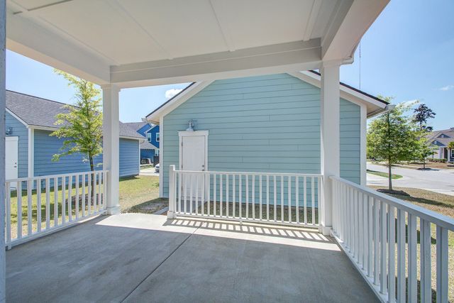 416 W Respite Lane, Summerville, SC 29483