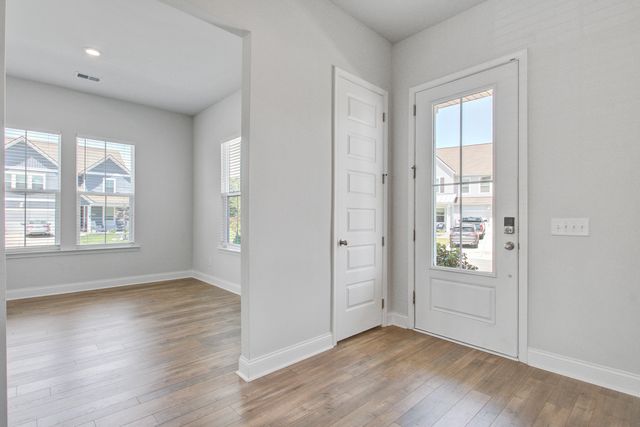 416 W Respite Lane, Summerville, SC 29483
