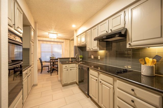 17735 Windflower Way 105, Dallas, TX 75252