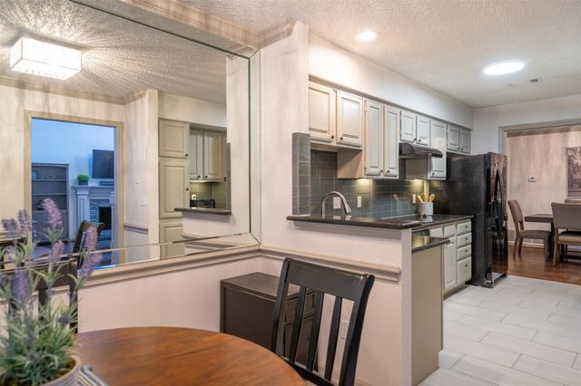 17735 Windflower Way 105, Dallas, TX 75252