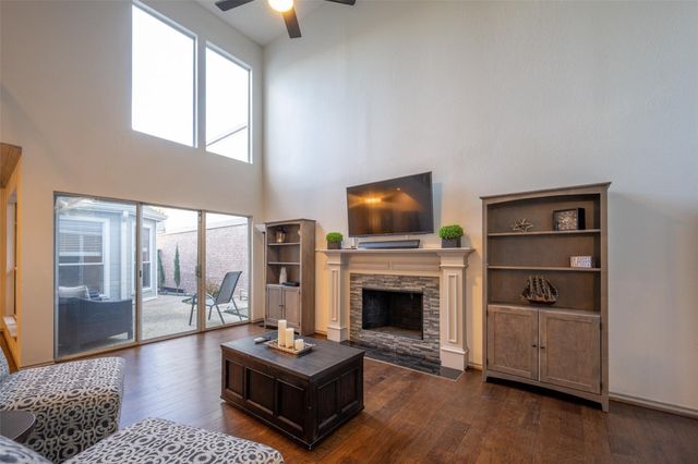 17735 Windflower Way 105, Dallas, TX 75252