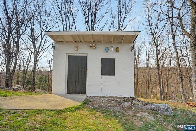 10 Berton Road, Boonton Township, NJ 07005