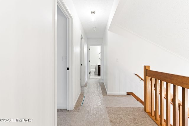 10401 Mimosa View Ct, Jeffersontown, KY 40299