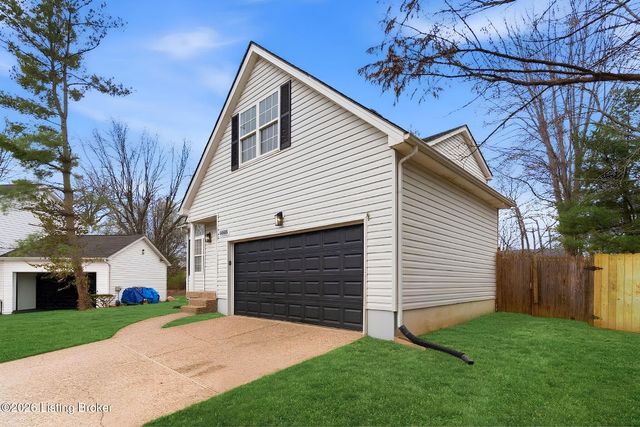 10401 Mimosa View Ct, Jeffersontown, KY 40299