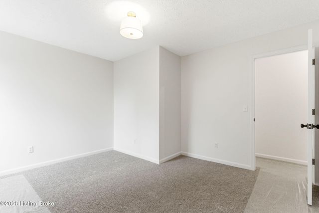 10401 Mimosa View Ct, Jeffersontown, KY 40299