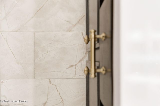 10401 Mimosa View Ct, Jeffersontown, KY 40299