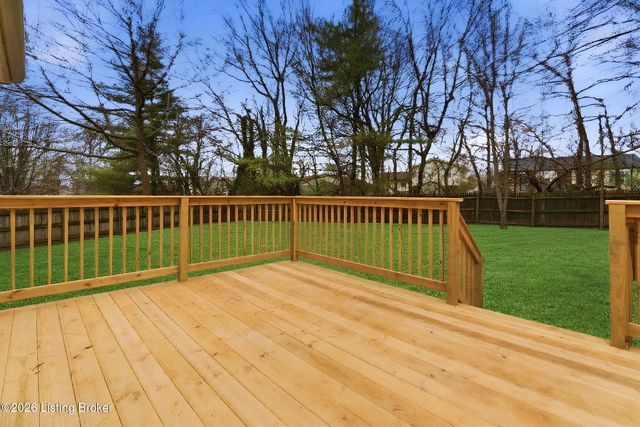 10401 Mimosa View Ct, Jeffersontown, KY 40299